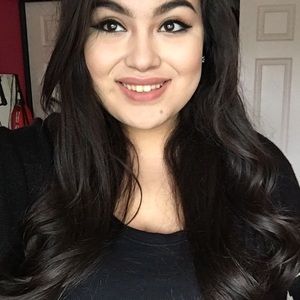 Meet your Posher, Isabel